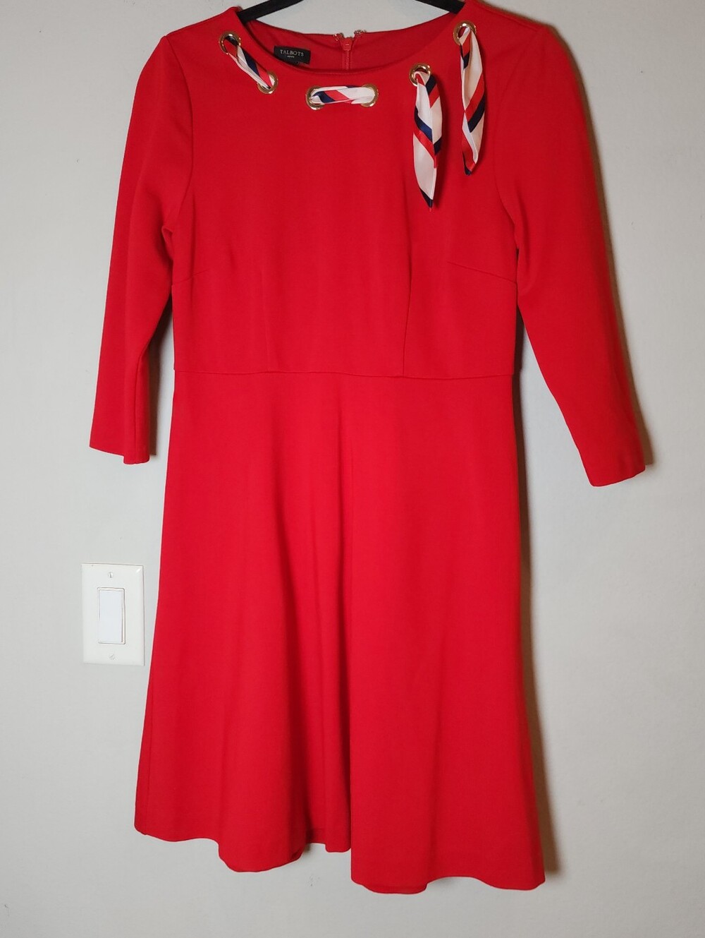 Talbots Ponte Fit & Flare Red Dress Jewel Neck Scarf Knee Length 3/4 Sleeve 4P